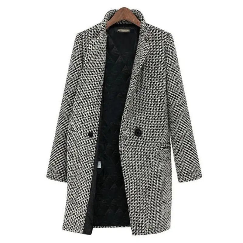 Elegant long woollen coat for women