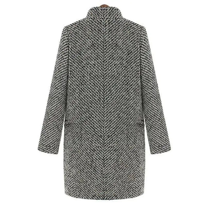 Elegant long woollen coat for women