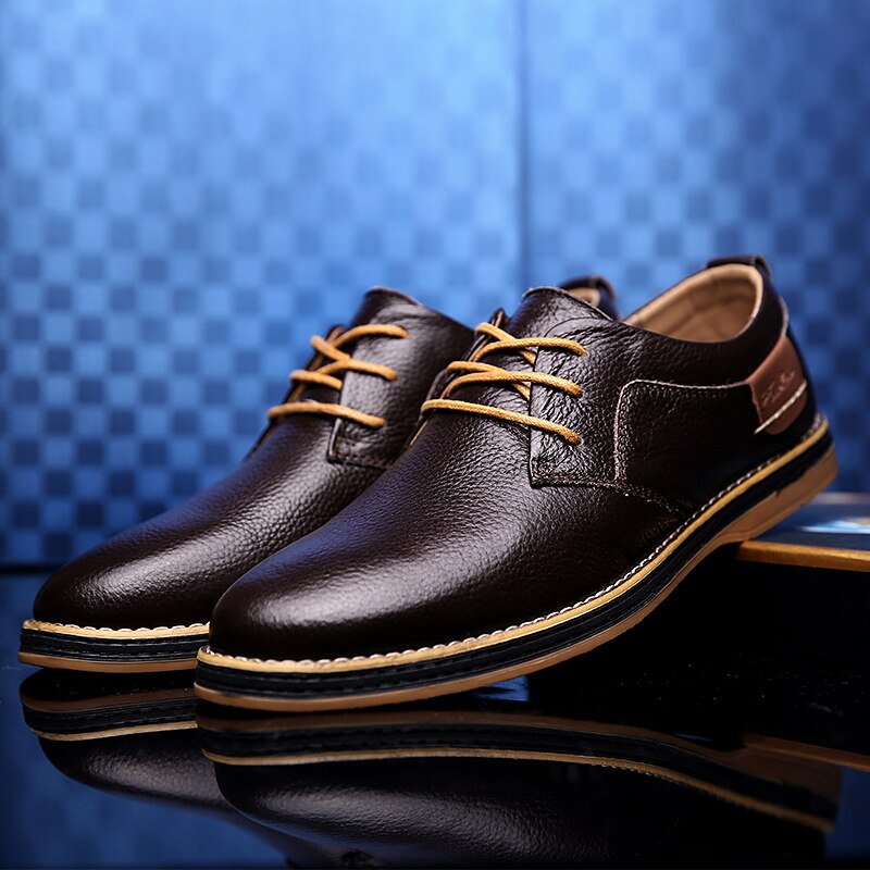 High-quality men's leather Oxford shoes in various colours
