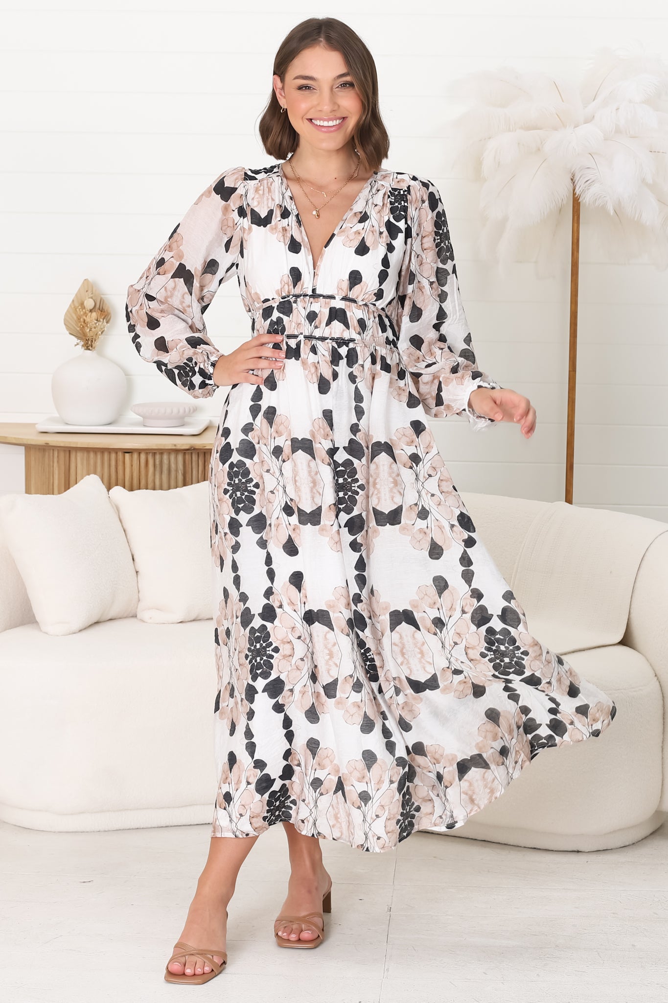 Helia midi dress - A-line dress with V-neckline and pleated waist