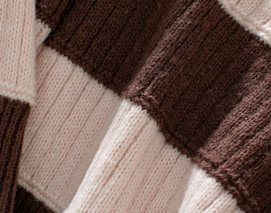 Women's Knit V-Neck Sweater - Wide Stripes - Relaxed Fit - Camryn