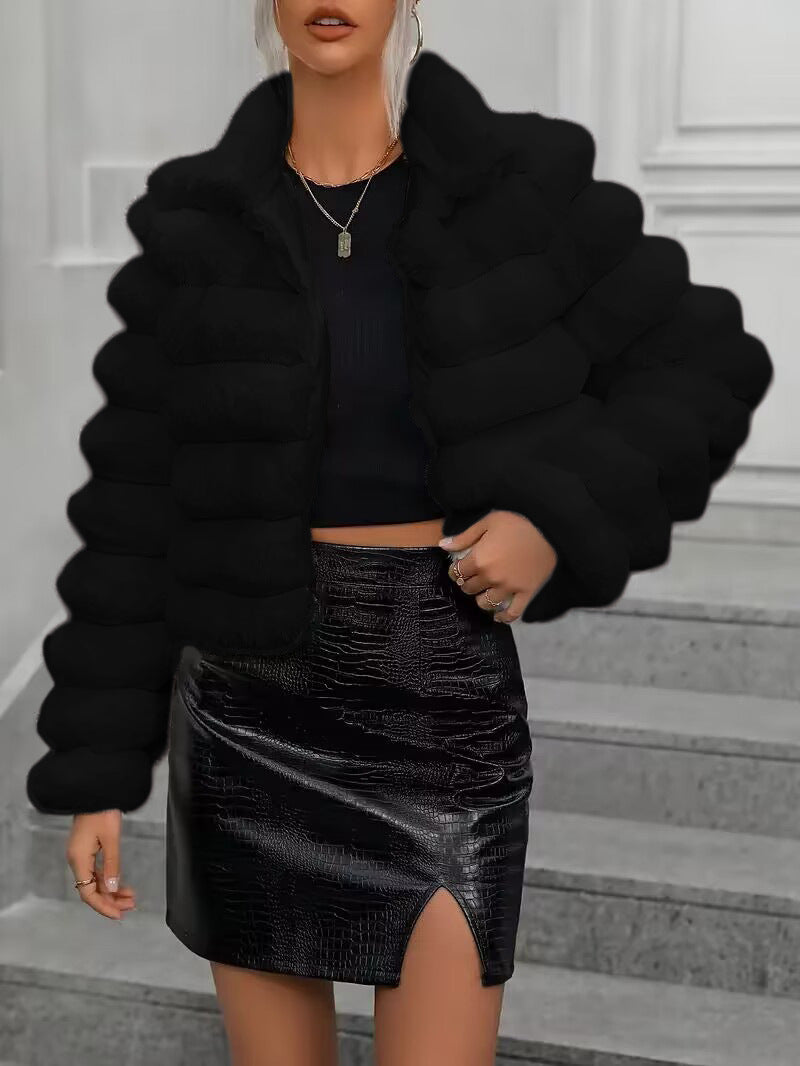 Women's Faux Fur Bubble Jacket - Cropped Fit - Valérie
