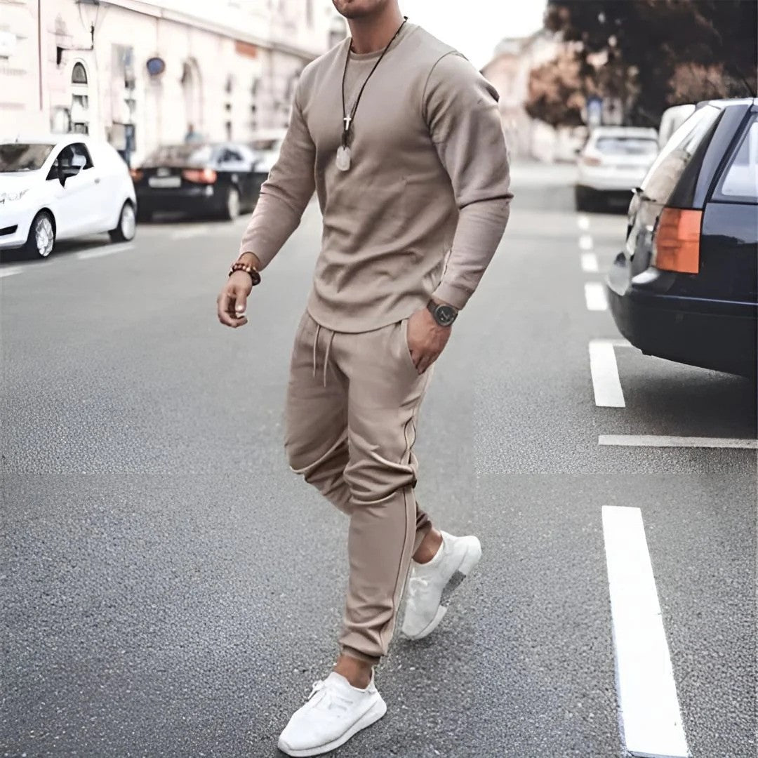 High-quality men's tracksuit set in various colours