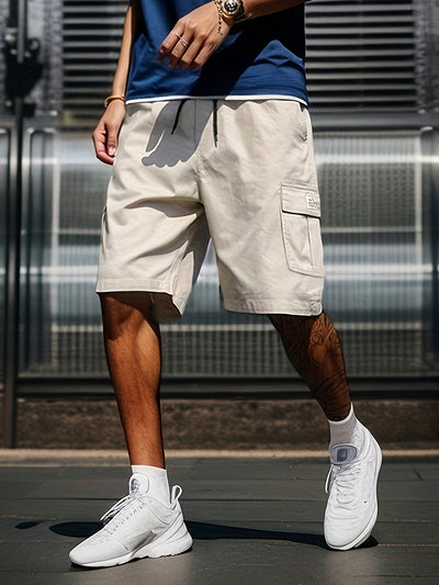 Casual men's cargo shorts with multiple pockets