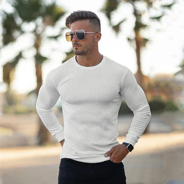 High-quality men's cashmere jumper