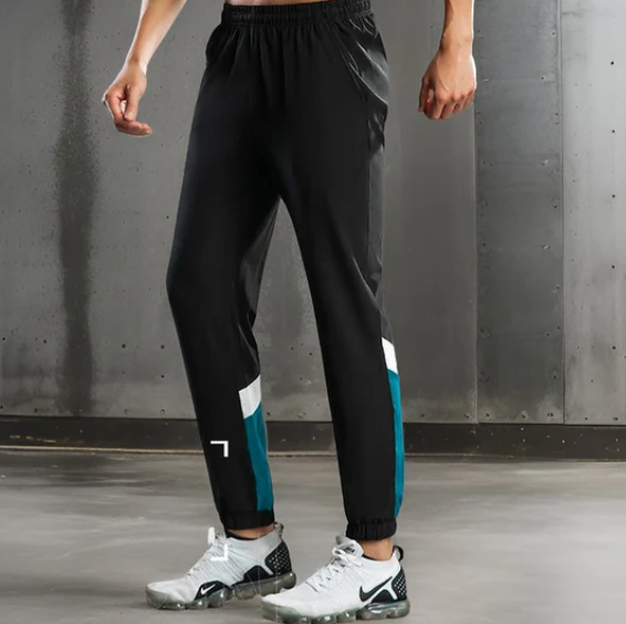 High-quality men's training trousers with a fashionable look