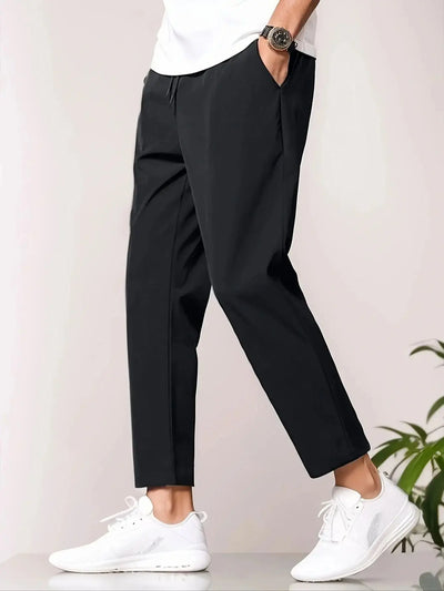 Modern, casual trousers for men
