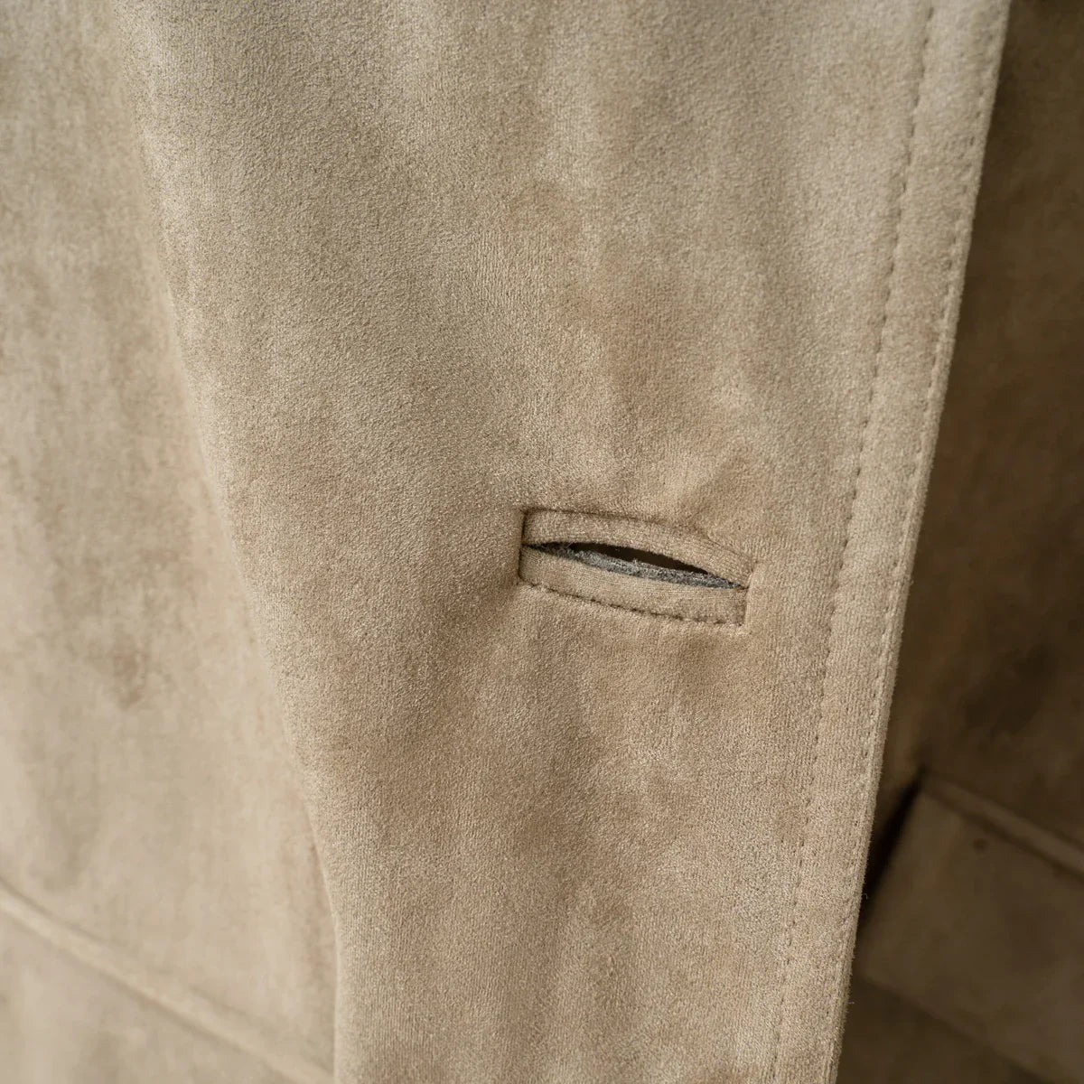 Elegant suede blazer - Megan