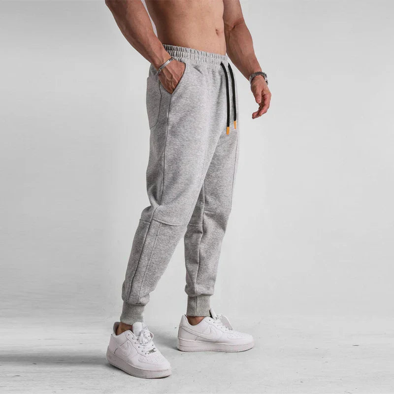 Loose, comfortable men's jogging trousers