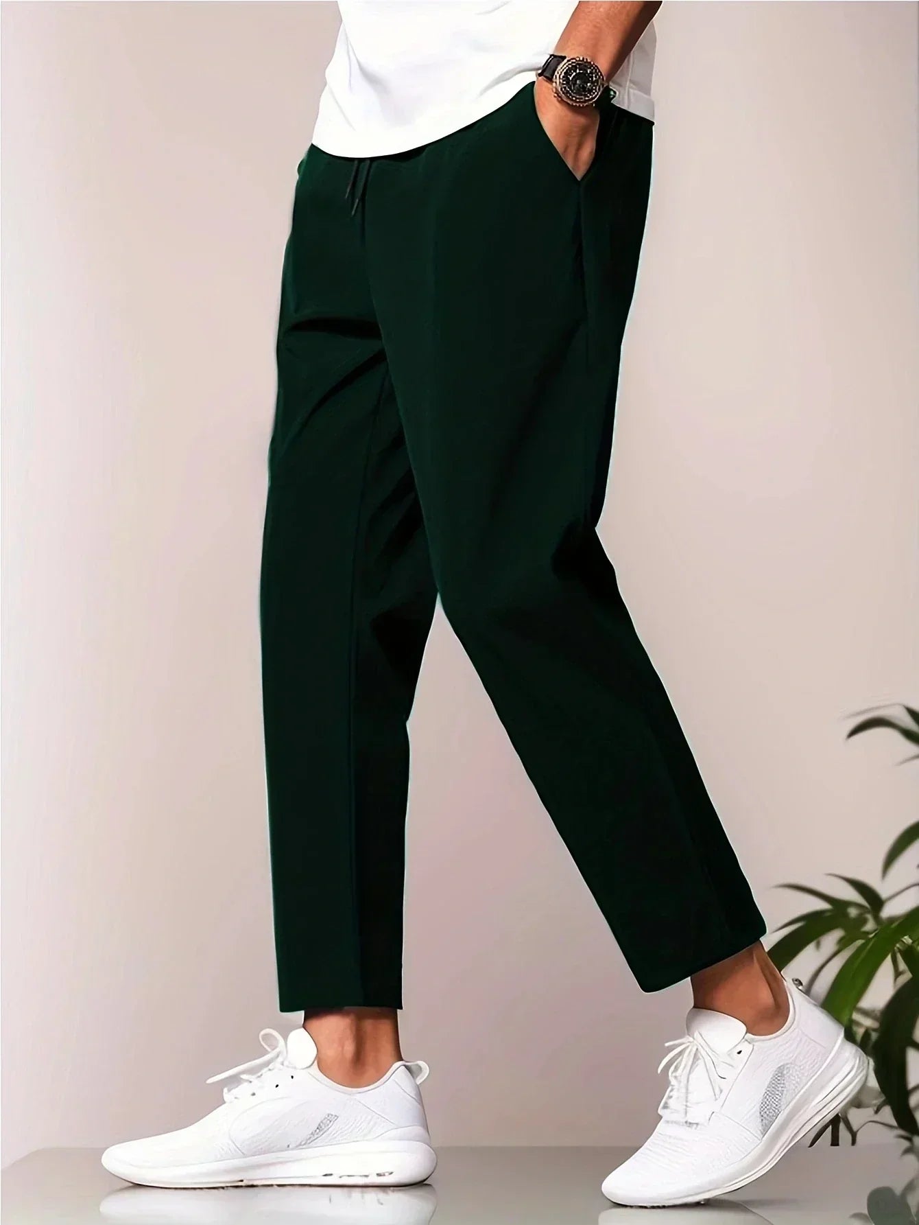 Modern, casual trousers for men