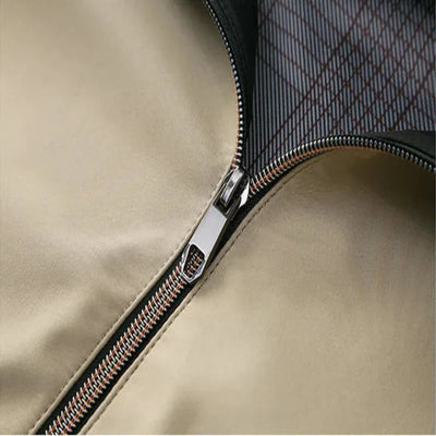 Minimalist jacket with high collar - Oliver