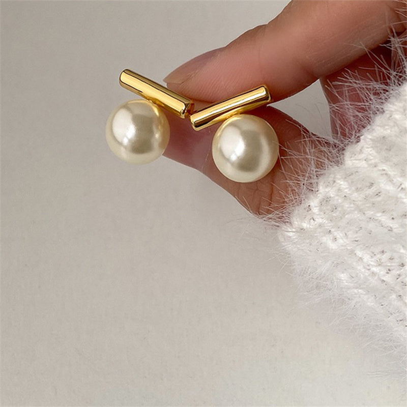 Pearly Bars Earrings