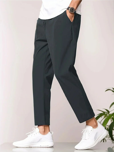 Modern, casual trousers for men