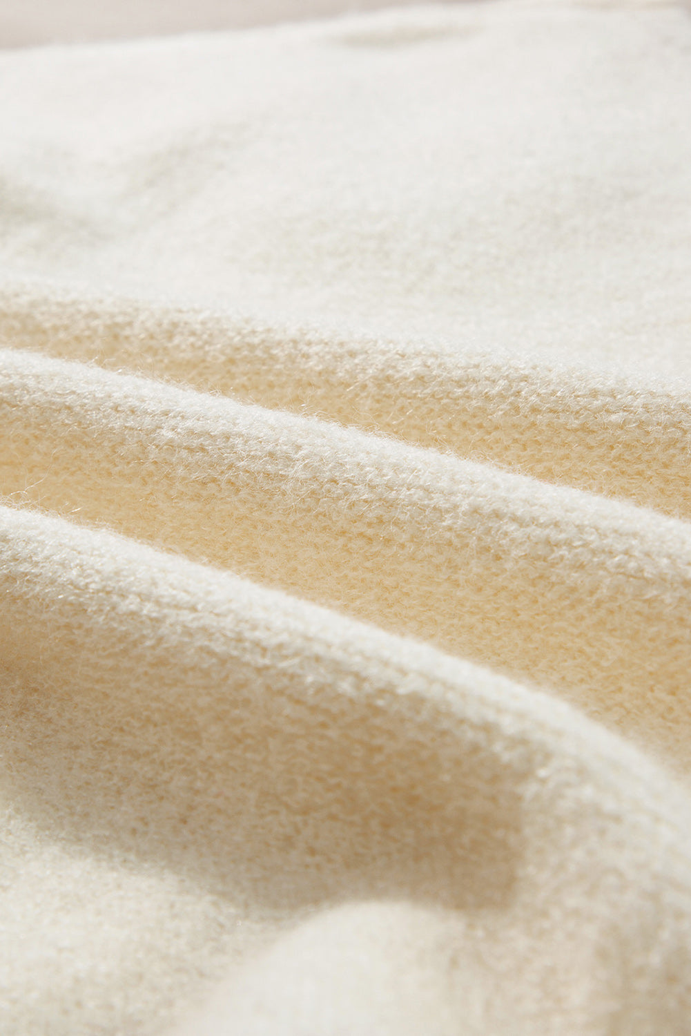 Anne - Knitted jumper with floral pattern and ribbed edges