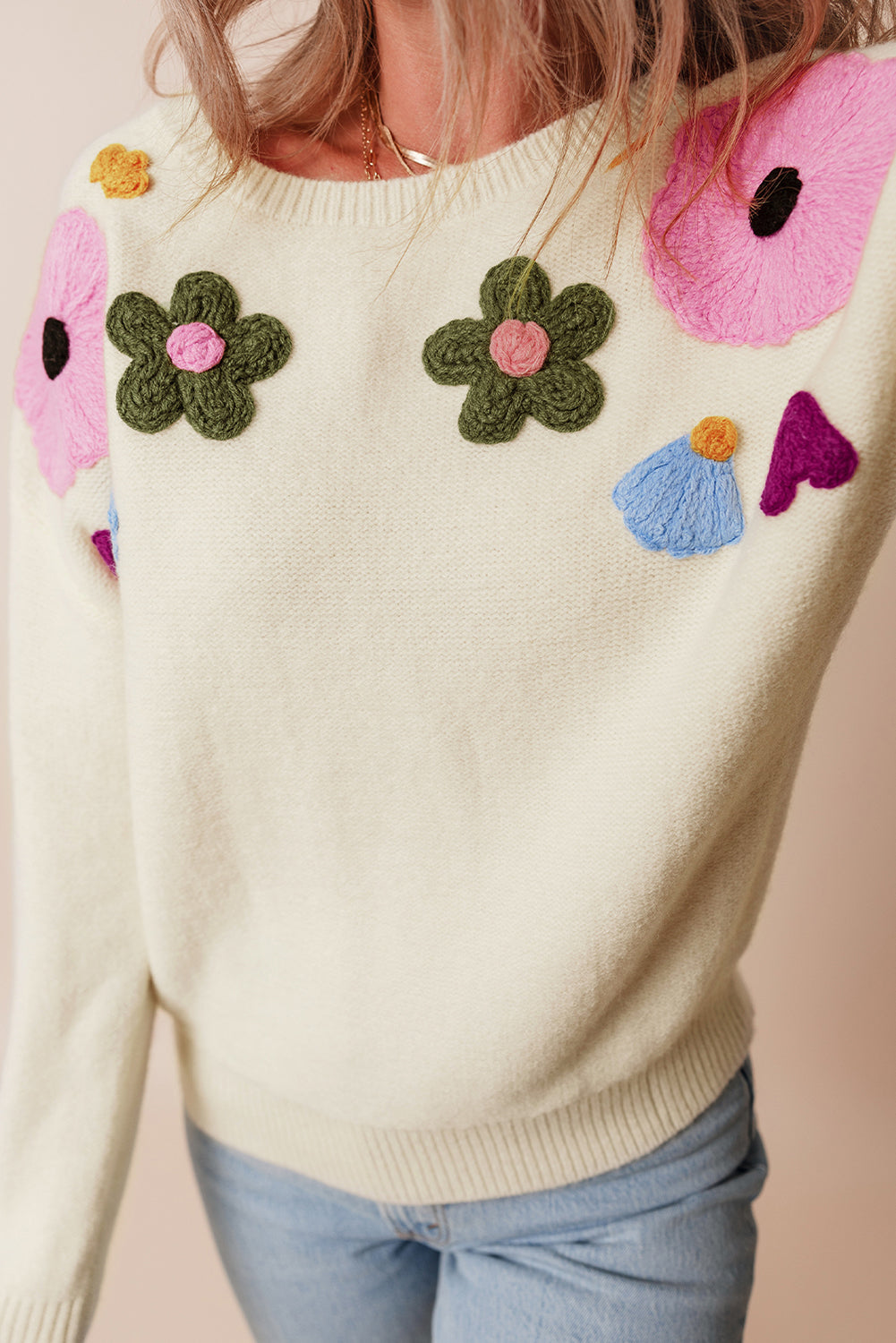 Anne - Knitted jumper with floral pattern and ribbed edges