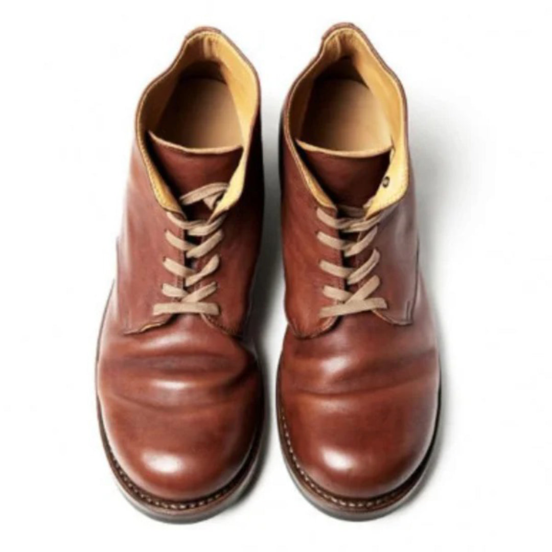 High-quality and durable men's leather boots