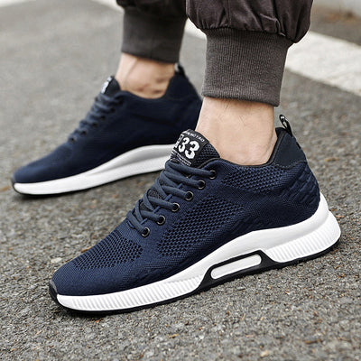 Comfortable men's trainers with heel