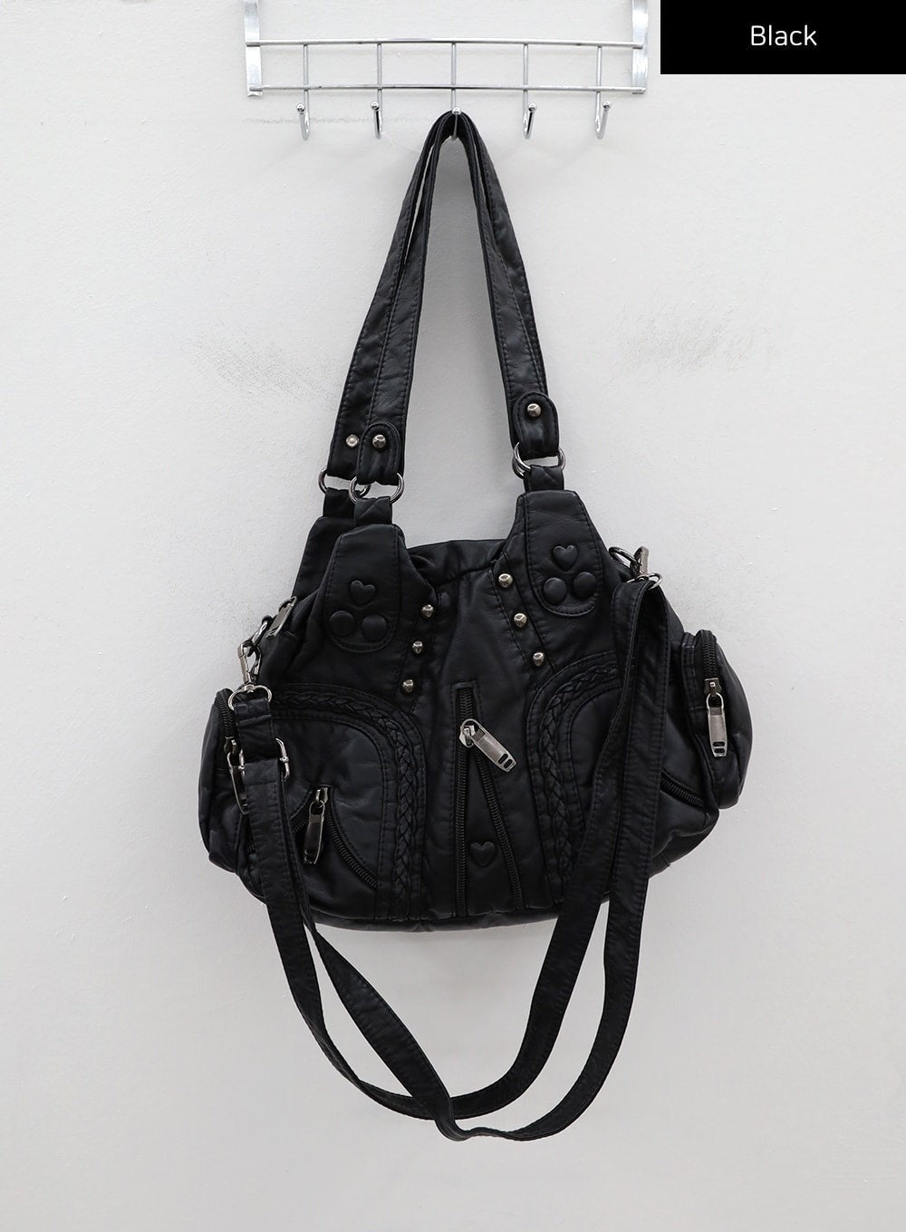 Taranta - Black studded shoulder bag