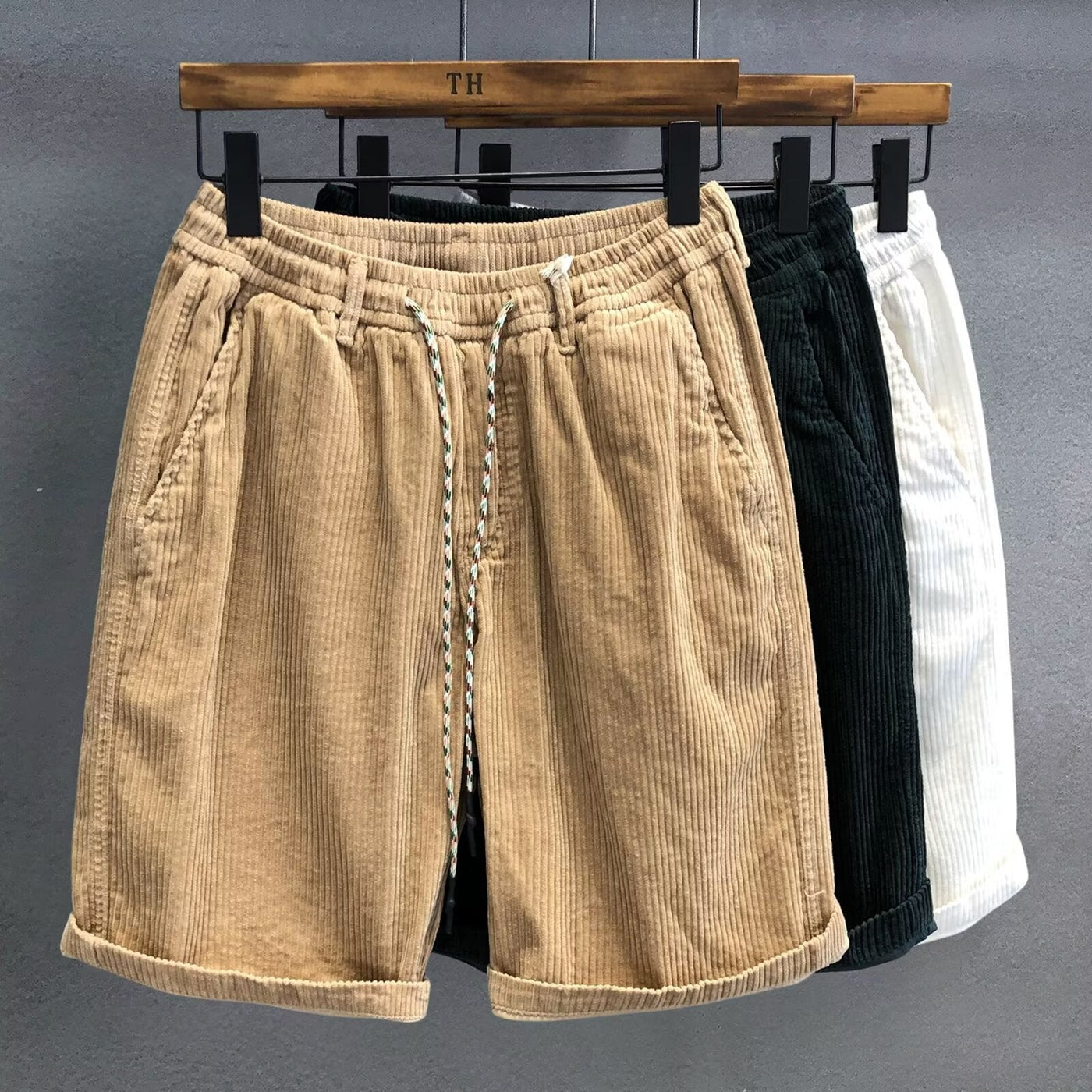 Leo - Casual summer shorts