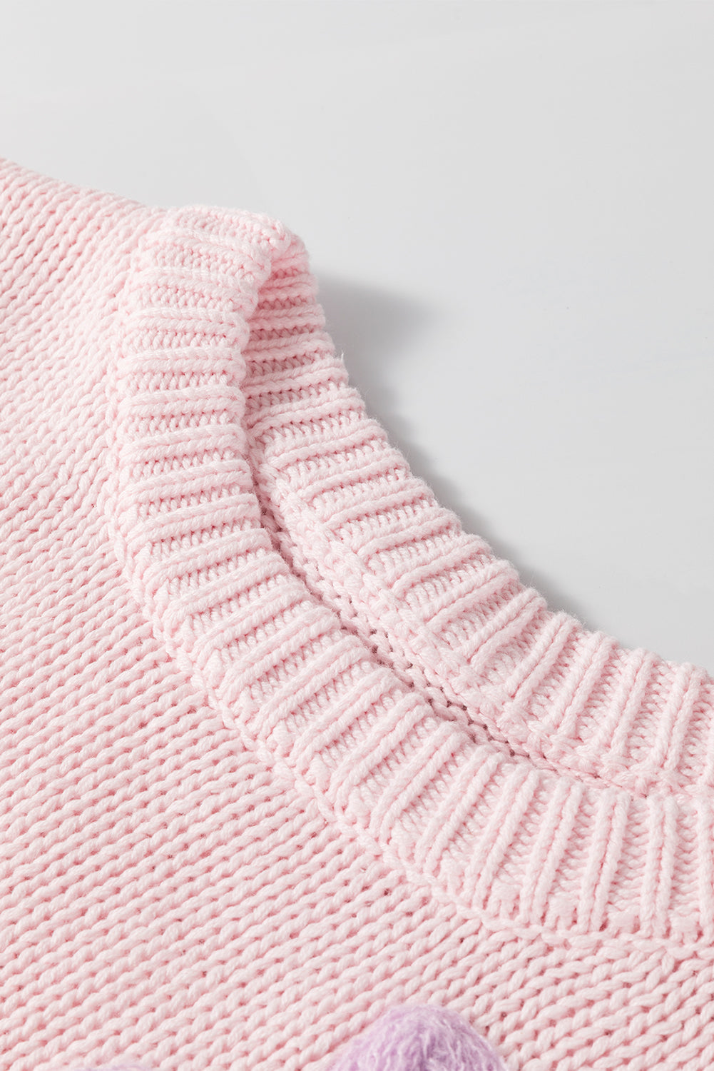 Colette - Jumper with floral embroidery, rose petals and threads