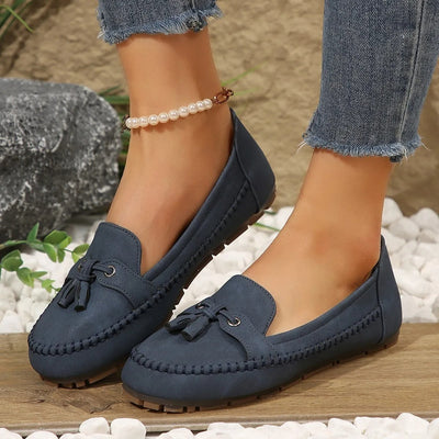 Women's slip-resistant flat loafers with bow detail - Martina