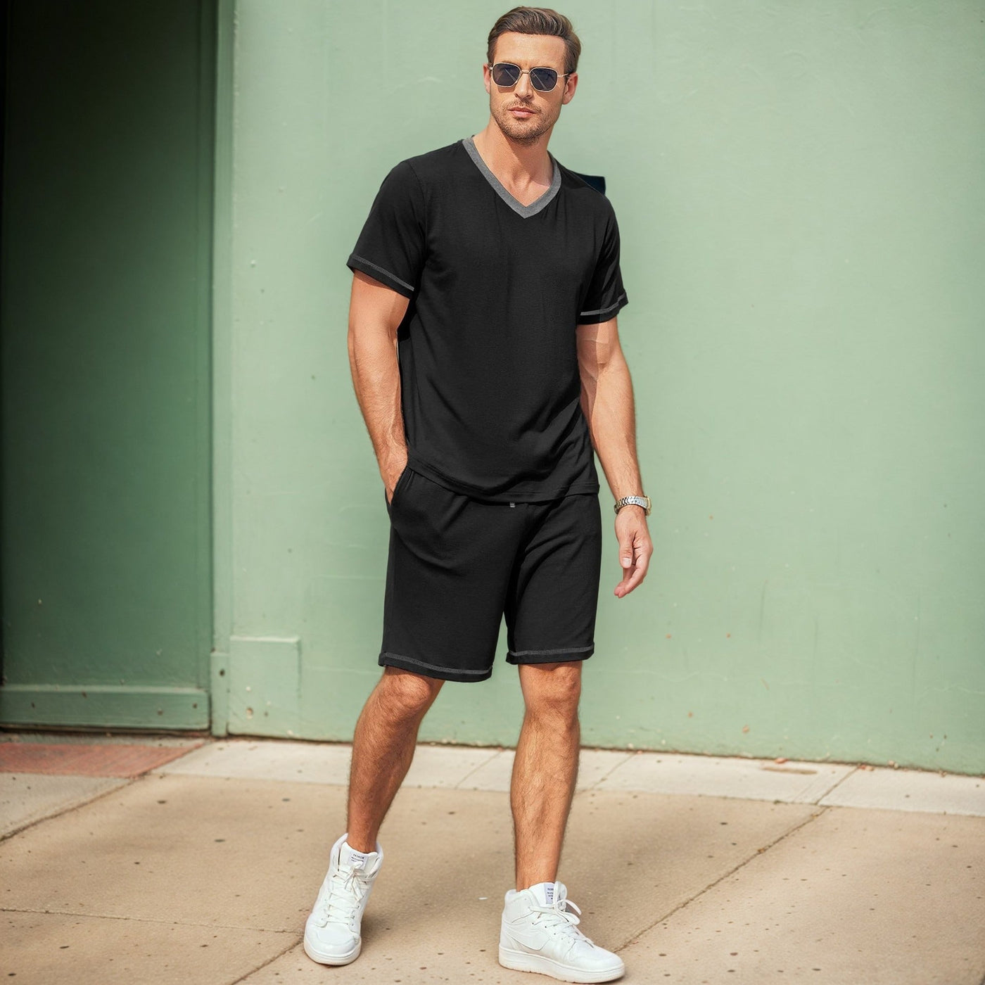 Casual V-neck set in lightweight cotton for men - Marcos