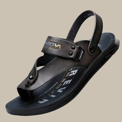 Comfortable men's sandals with buckle