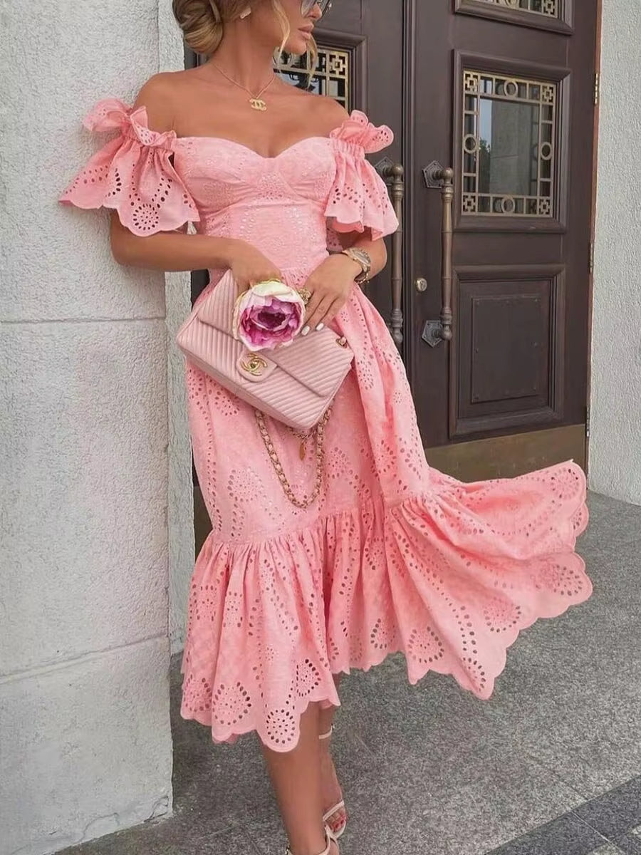 Off-the-shoulder midi dress with romantic pink lace - Eloïse