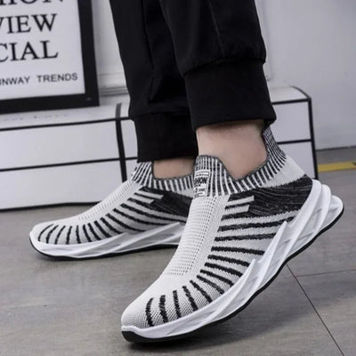 Men's breathable mesh trainers black and white - Nova