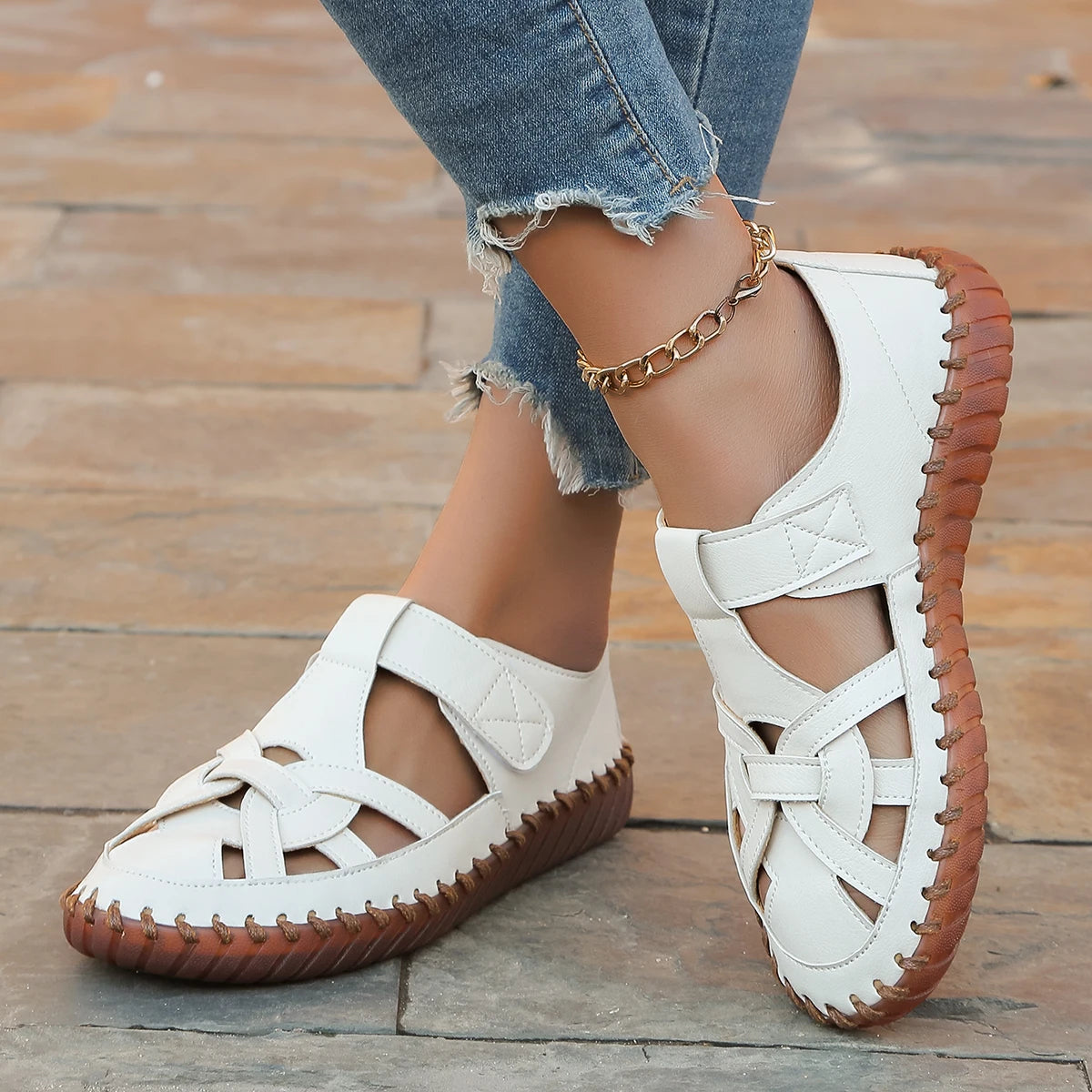 Women's moccasin style flat shoes with openwork design - Anelya