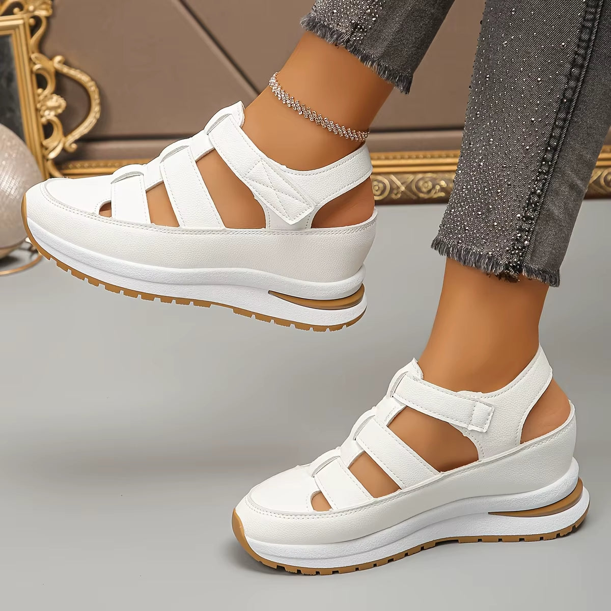 Women's padded synthetic leather platform sandals - Julieta
