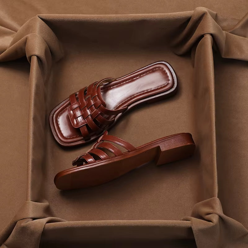 Women's synthetic leather sandals braided flat design - Renata