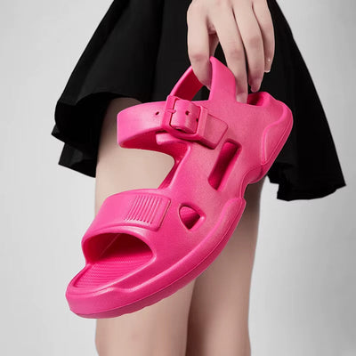 Lightweight women's sandals with adjustable buckle - Estela