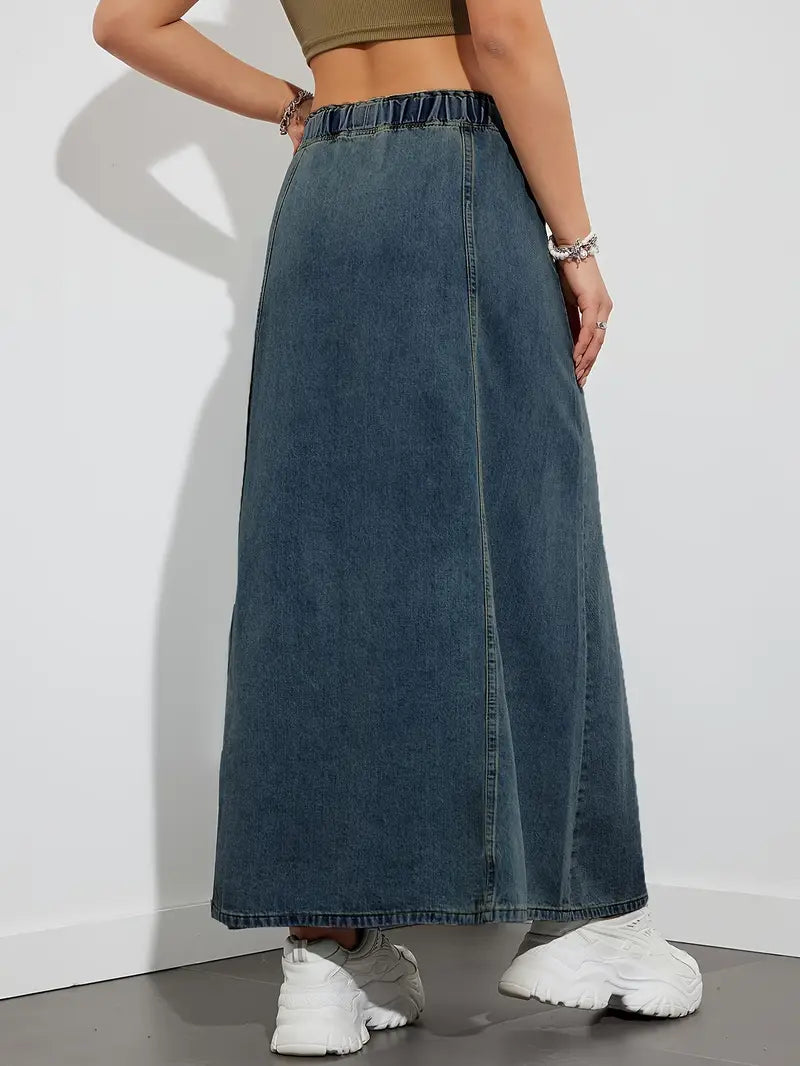 Long denim skirt with adjustable drawstring, comfortable and versatile perfect for a casual and trendy look