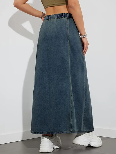 Long denim skirt with adjustable drawstring, comfortable and versatile perfect for a casual and trendy look