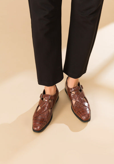 Men's formal shoes with elegant leather openwork design - Ferrano