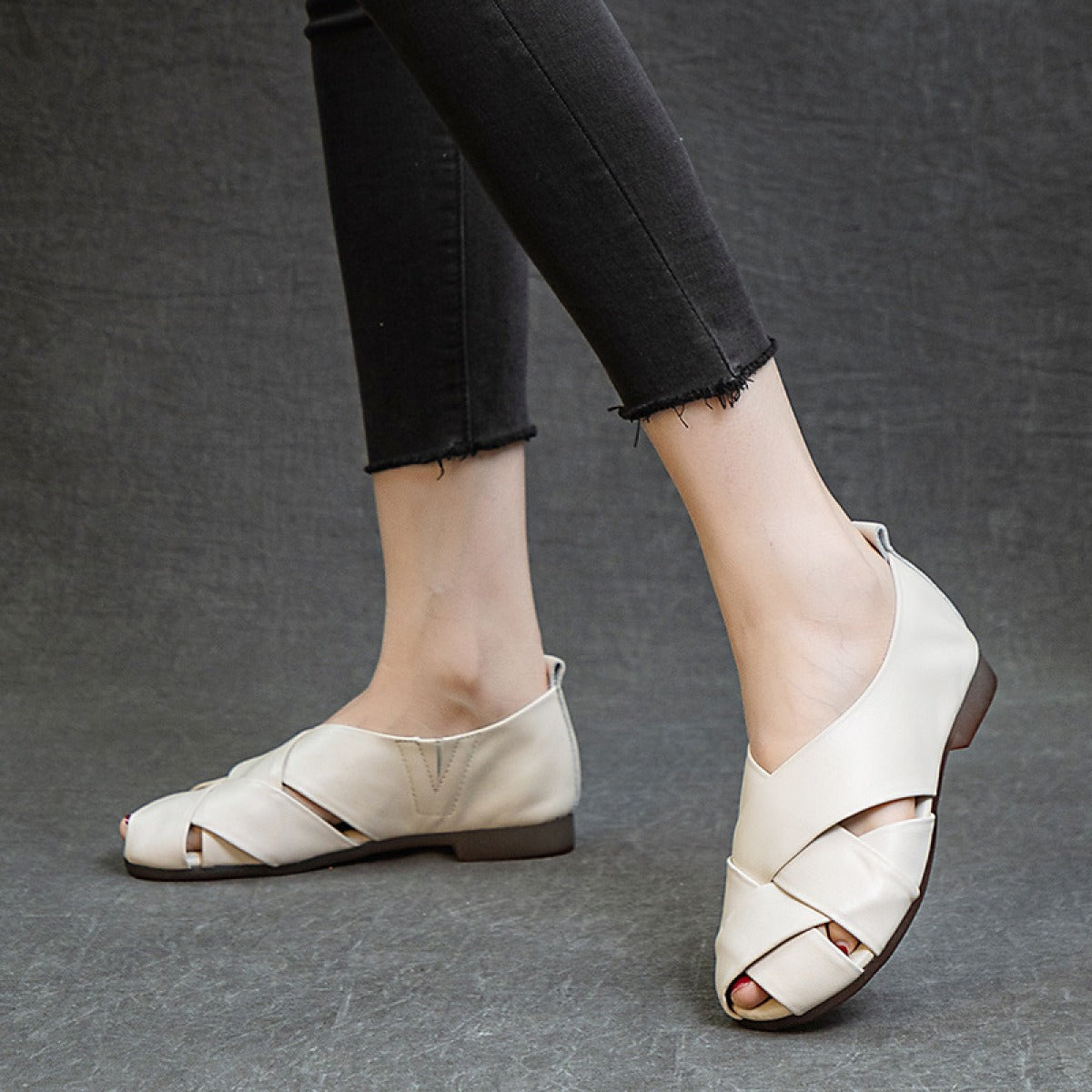 Woman's open toe flat shoes black elegant - Nayra