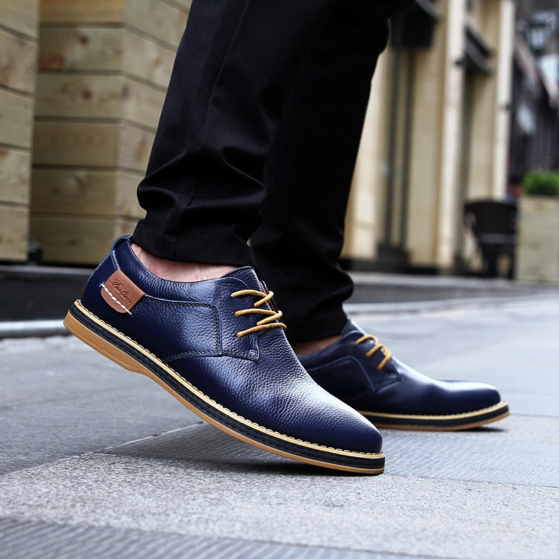High-quality men's leather Oxford shoes in various colours