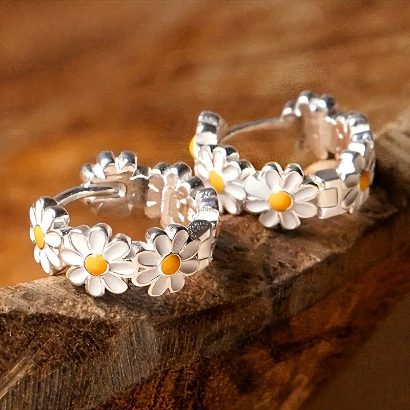 Silver Plated Women's Earrings Daisies Design - Liesel