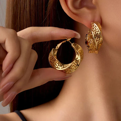Women's Geometric Engraved Golden Hoop Earrings - Helga