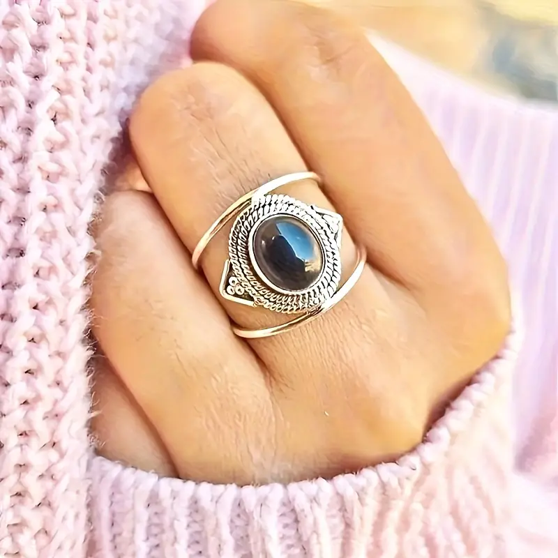 Black Stone Silvered Orbit Ring - Mina