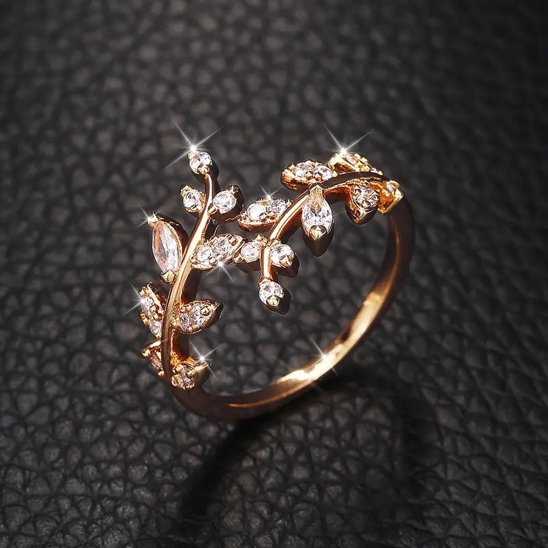 Zirconia Leaf Golden Ring - Etta