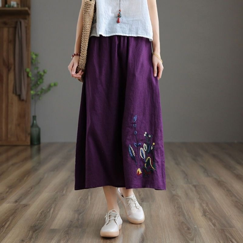 Women's midi skirt with elastic waist and handmade floral embroidery - Amandine