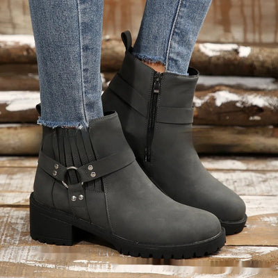 Women's medium heel ankle boots with buckle - Narella