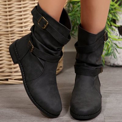 Flat boots with decorative buckles - Sienna