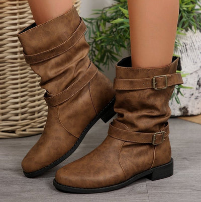 Flat boots with decorative buckles - Sienna