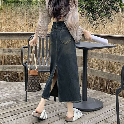 Women's straight cut long skirt with belt - Bianca