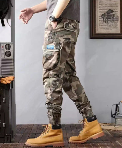 Men's camouflage cargo pants with multi-pockets - Viktor