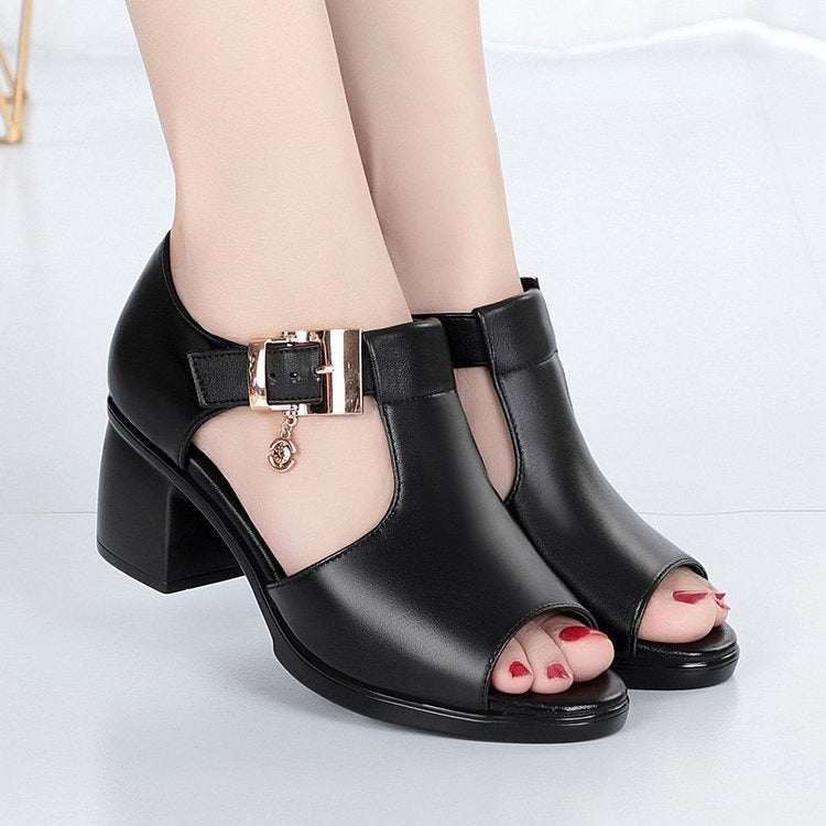 Medium heel sandals with decorative buckle - Elara
