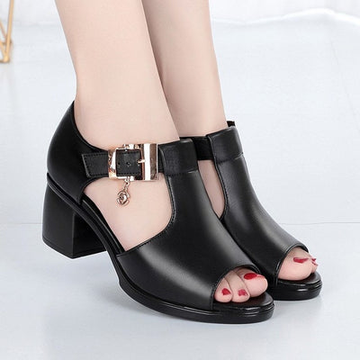 Medium heel sandals with decorative buckle - Elara